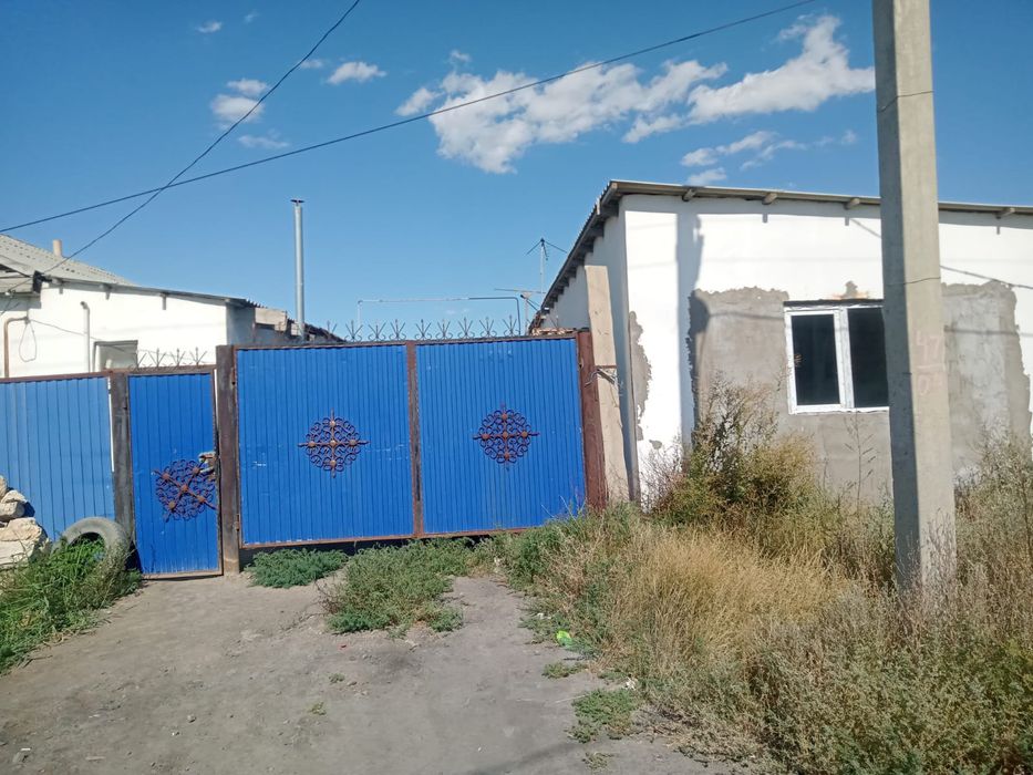 Продается дом земельныи участок