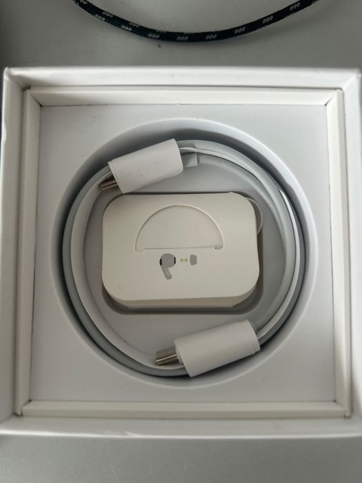 Airpods pro (2nd gen)