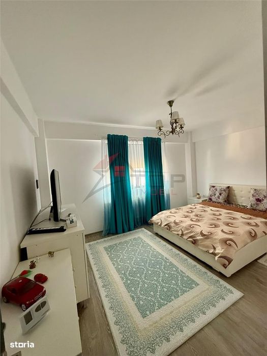 Etaj 2 - Galata Platoul Insorit, apartament cu 2 camere decomandat cu — fotografia 1