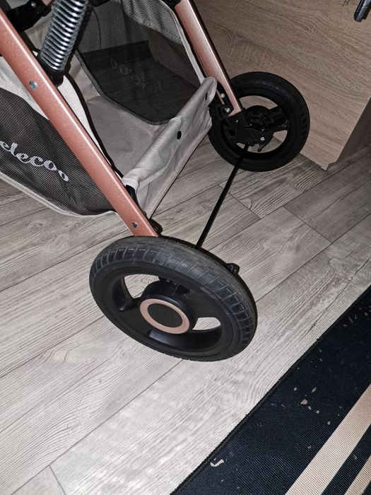 Продам коляску 12000