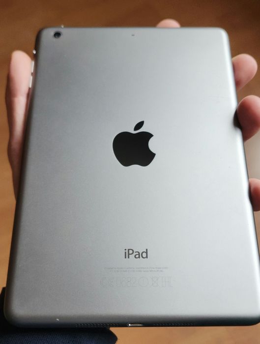 iPad Mini 2 – 32GB, stare impecabilă