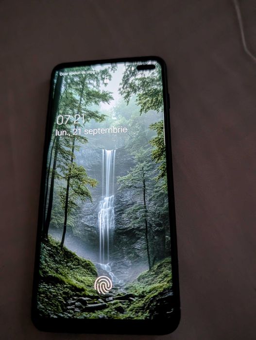 Vand samsung S10 plus - foarte bun!