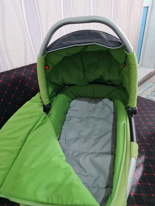 Продам детскую коляску