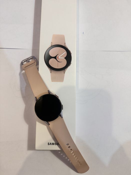 Смарт часы Galaxy Watch4