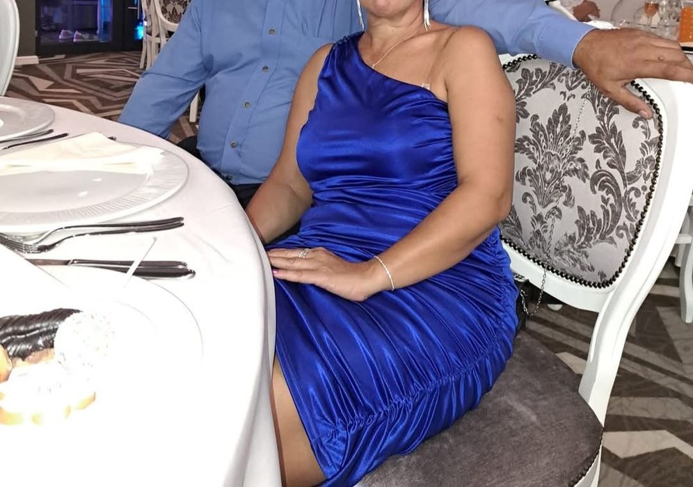 Rochie elegantă cu pietre