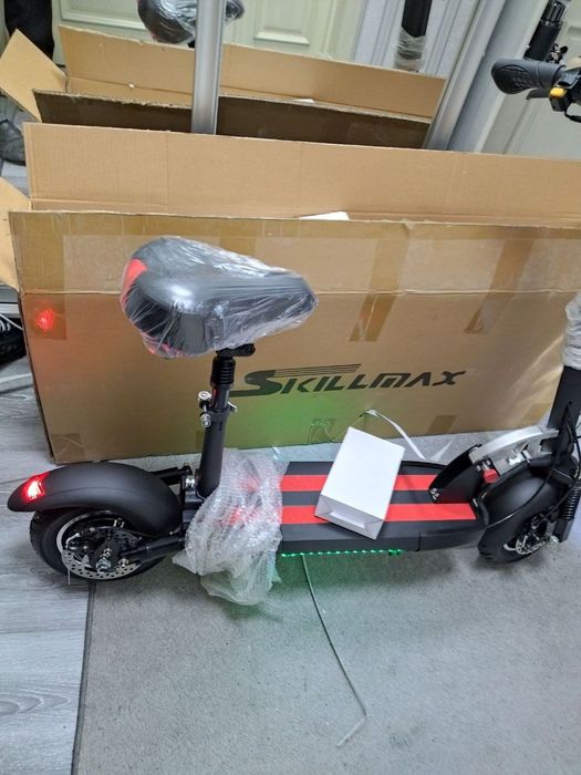 Новые электросамокаты со склада в коробке