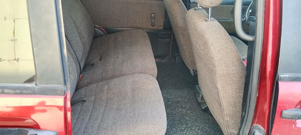 Продам Ниссан Привия