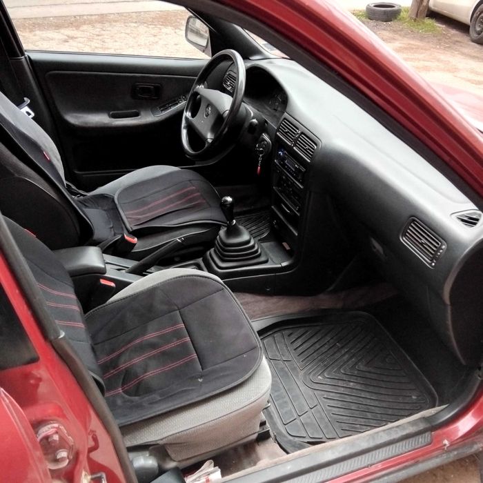 Продава се Нисан Съни