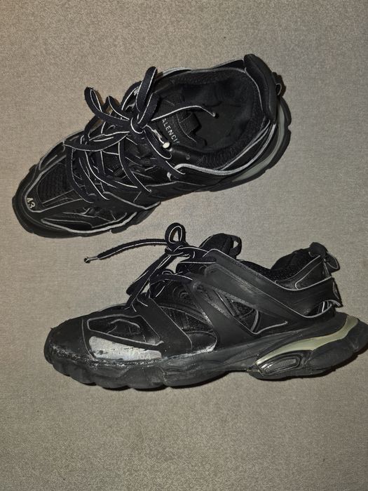 Balenciaga track