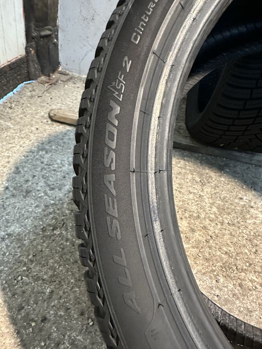 Гуми 255/35/18 PIRELLI Cinturato All Season