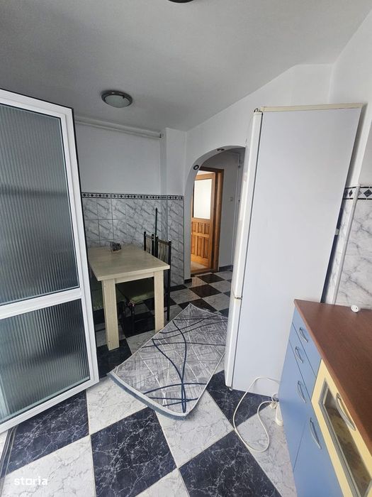 Apartament cu 2 camere de închiriat în Curtea de Argeș.