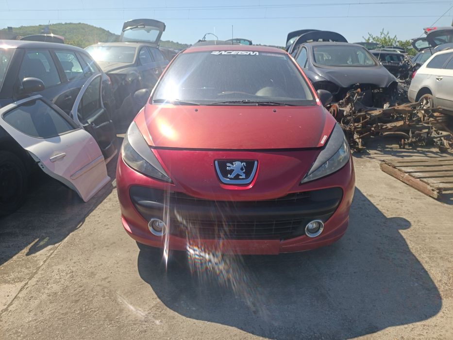 Dezmembram Peugeot 207, motor 1.4 b, an 2006