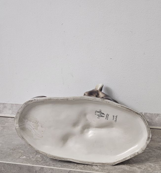 Порцеланов фигура Виена 20-ти век.