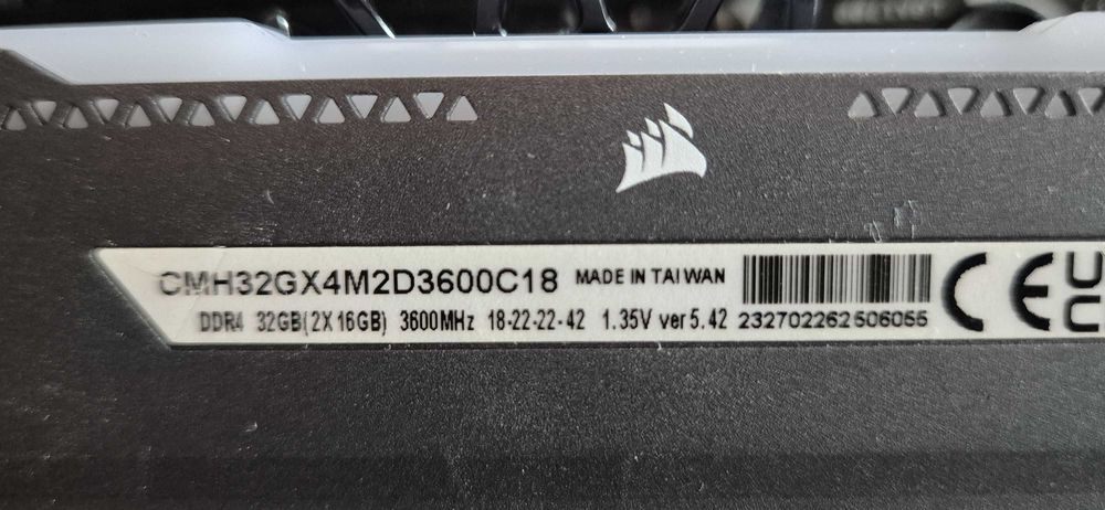 procesor i7 12700KF placa de baza Asus Prime B760M-A WIFI D4  RAM DDR4 32GB 3600MHz dual