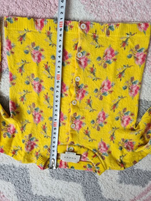 Cardigan Gucci 4 ani dar merge la 3 ani