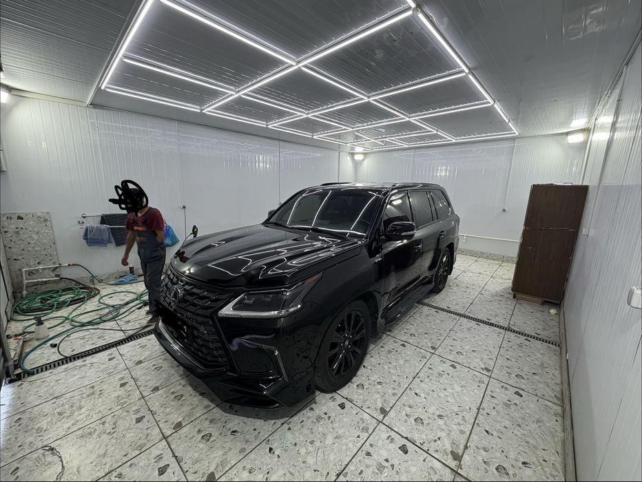 Продам Lexus LX 570 Kuro Black Edition