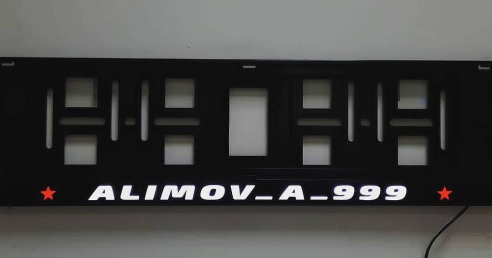 "Real Madrid" va "Barcelona" yozuvli led-podnomerniklar sotiladi!