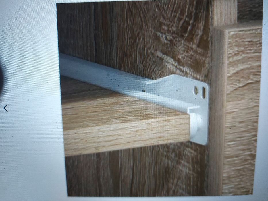 Бюро чисто ново, неразопаковано