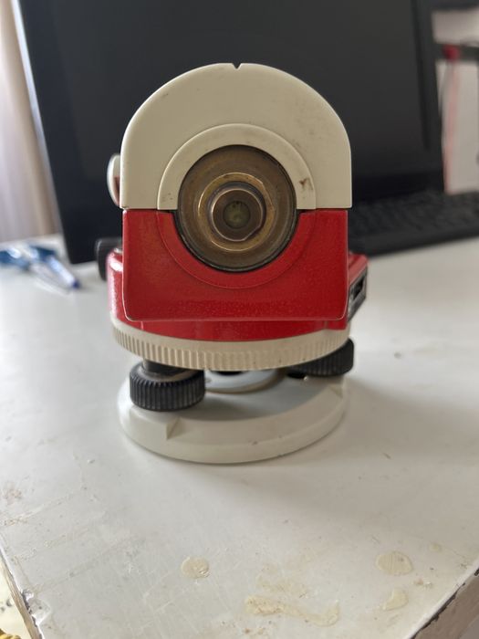 Стройтелный инструмент