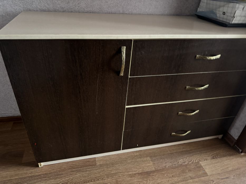 Продам мебель в спальню