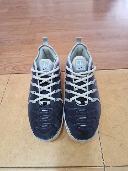 Dior и Nike Air Max — кроссовки б/у