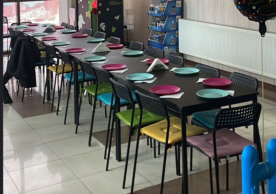 Vand set Ikea starea foarte buna