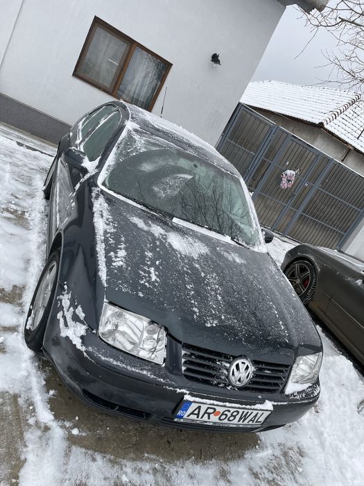 Vand Bora,1.9 ALH ,2001,acte valabile