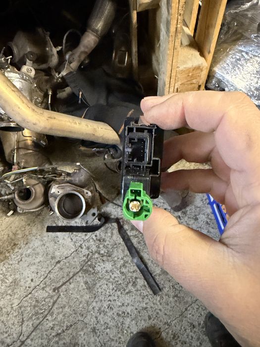 Usb aux конектор Audi A3 A4 A5 Q3 Vw passat 8 golf Carplay 5Q0035726