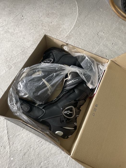 Ботуши Алпинстар номер 43