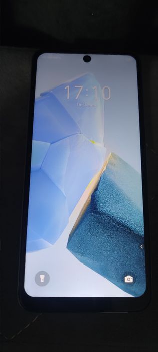 Продам телефон инфиникс