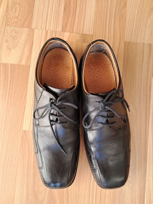 Vand pantofi barbati din piele naturala,nr 39.