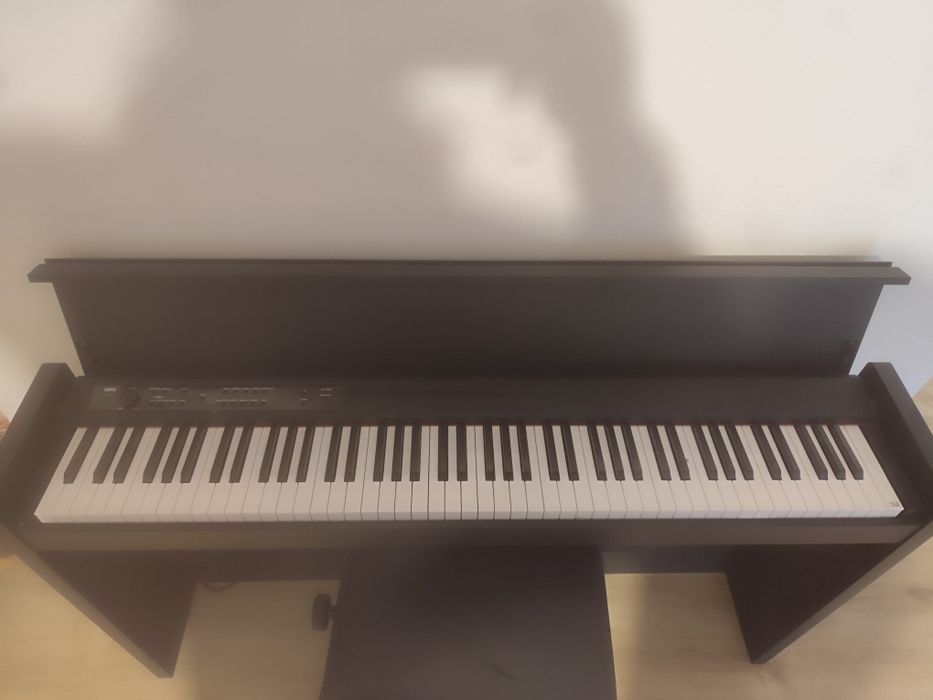 Pian digital Korg LP 380 plus scaun reglabil