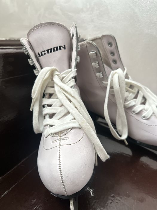 Коньки детские 31-32 размер