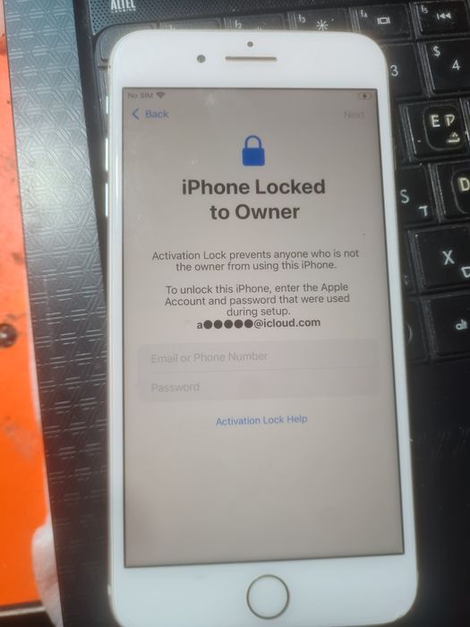 vand iphone 8 plus capac  spart