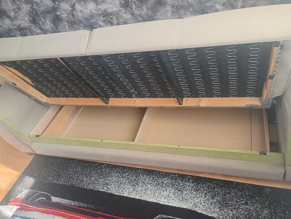 Продам диван книжка