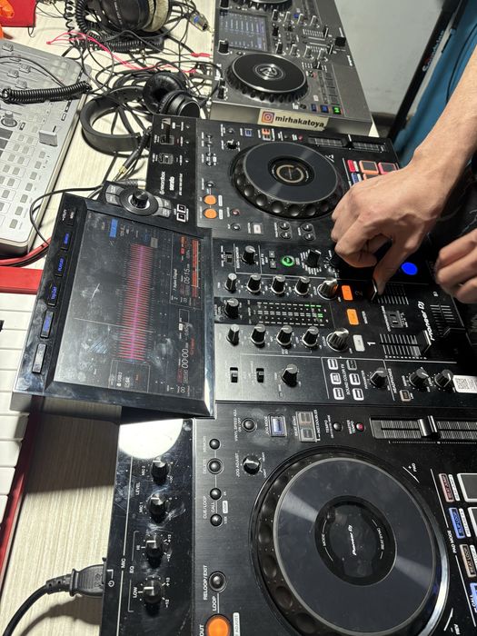 pioneer xdj-rx3 диджей контроллер