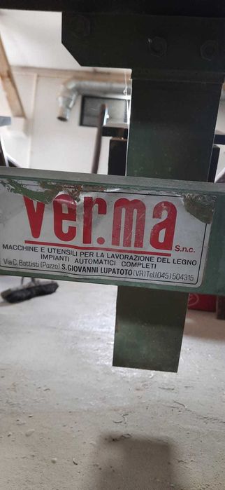 Presa hidraulica ferestre si usi lemn