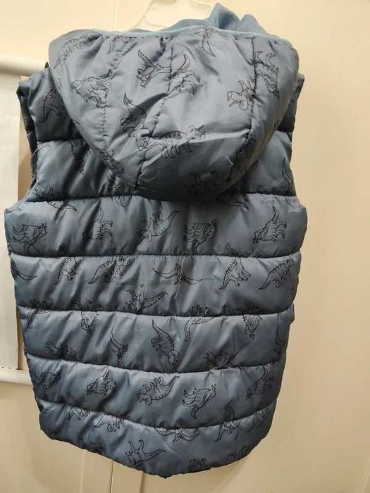 Vesta băieți, mărimea 128 cm, 8 ani