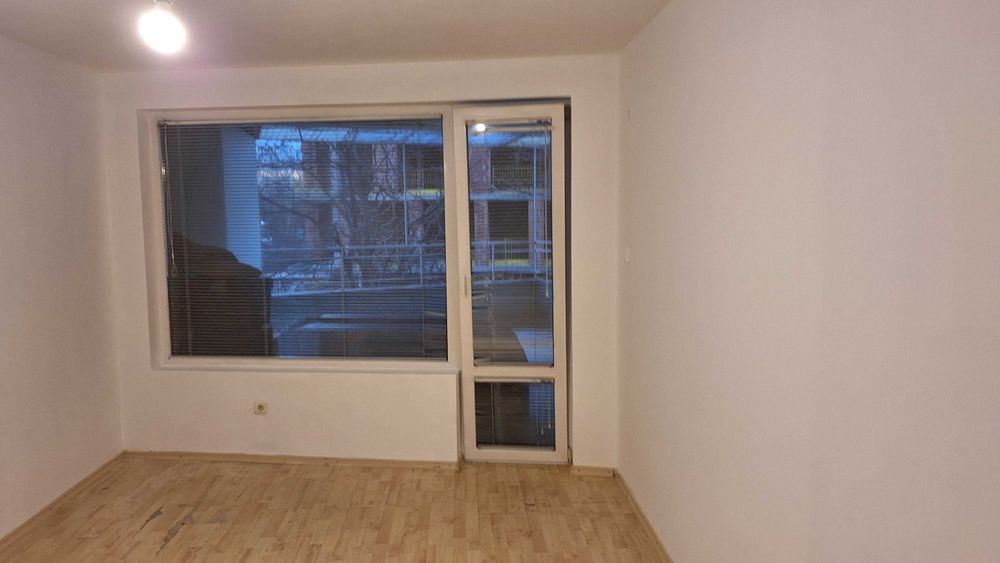 Дава се под наем Двустаен апартамент в Варна, Чайка - 77 кв.м за 408 € - Снимка #3