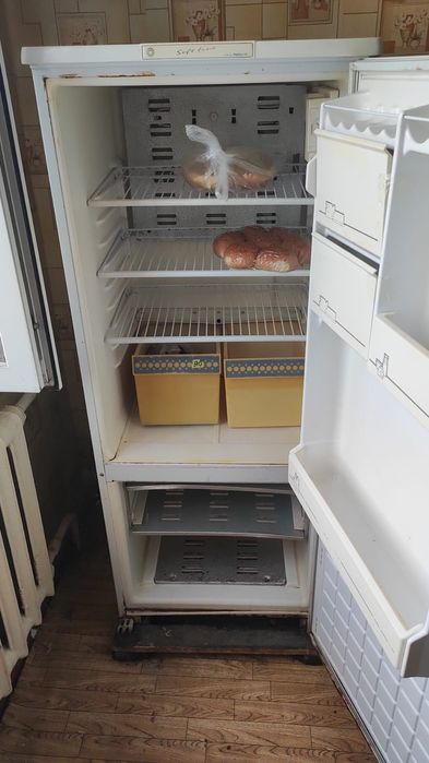 Холодильник бирюса в отличном состоянии