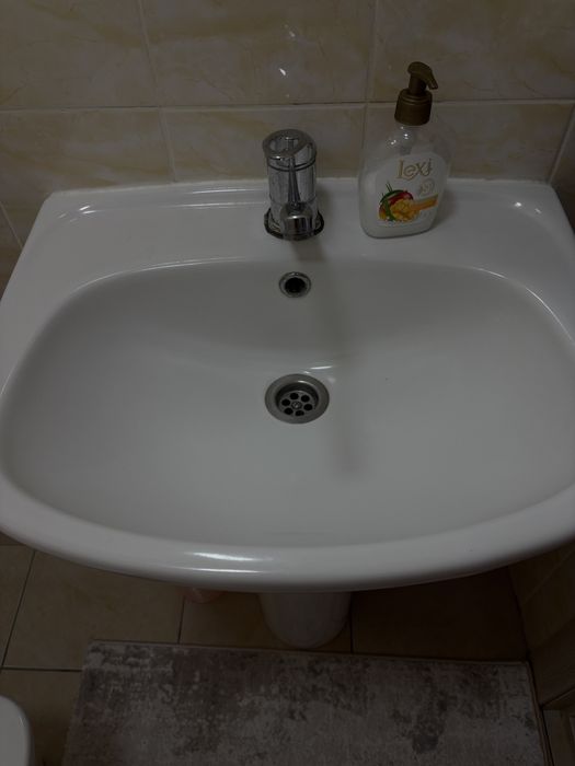 Раковина в отличном состоянии