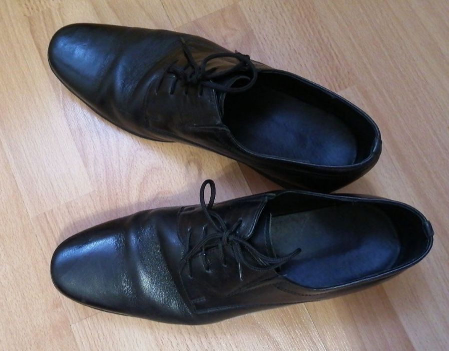 Мужские кожаные туфли