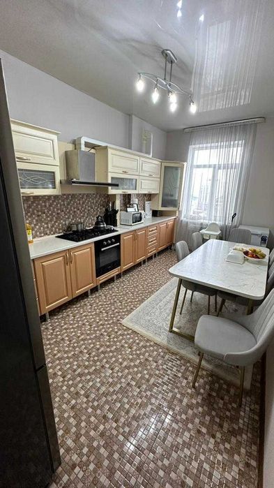 Продам квартира в центре САЗДА