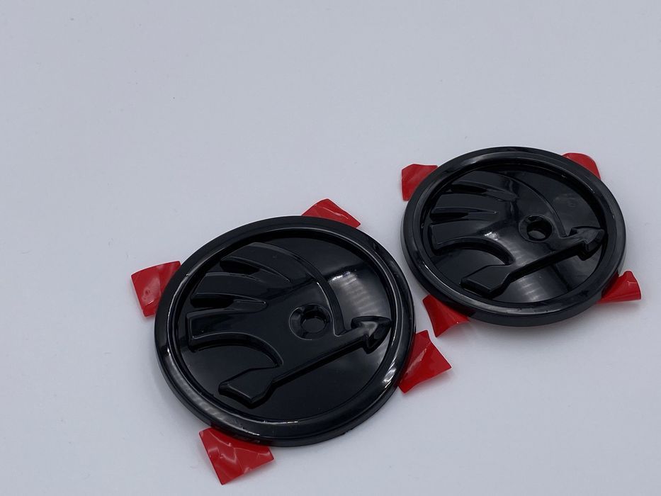 Embleme Skoda fata/spate nou negru