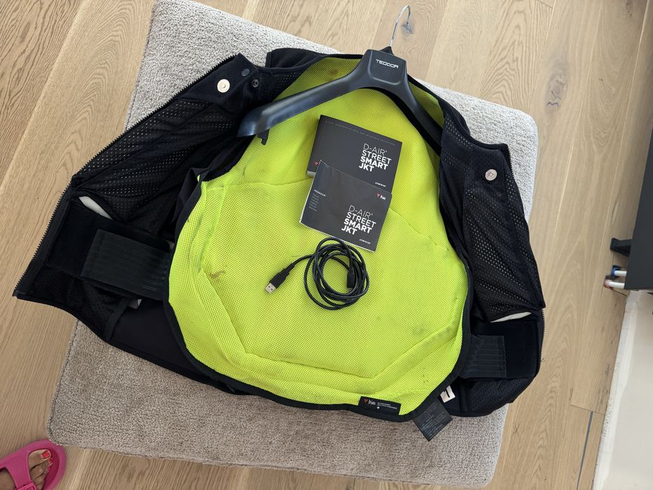 Продавам Smart Jacet D-Air Dainese