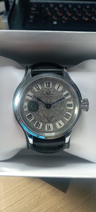 Продам механические часы (Марьяж)