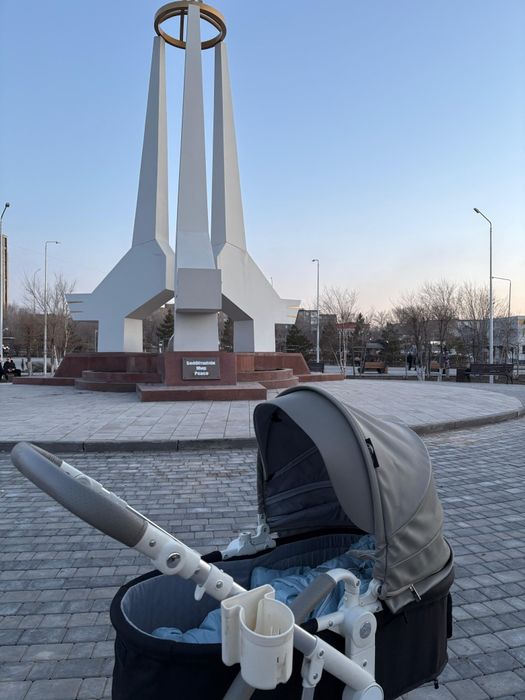 Продается детская коляска 25 000