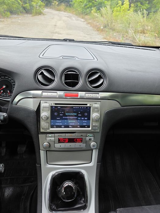Прадавам Ford  S -Max 2,5 ST
