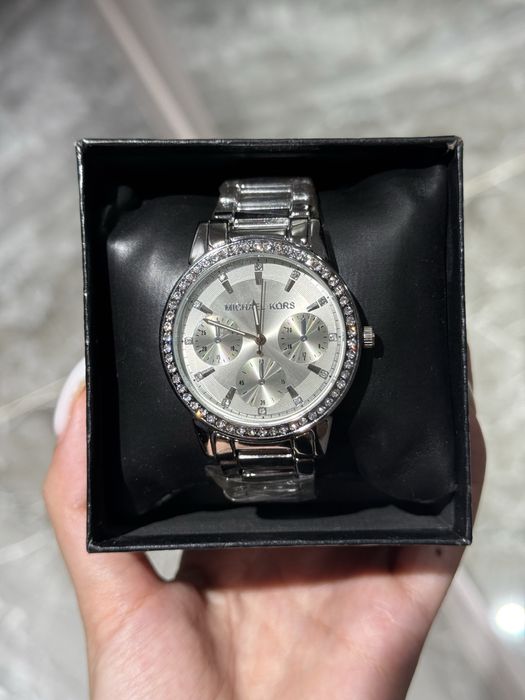 Часы Michael Kors