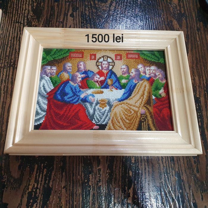 Tablouri cusute manual. Globeuri